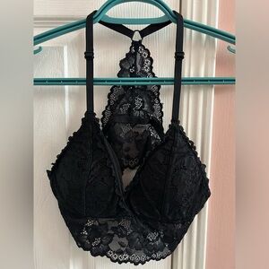 xs black laced bralette